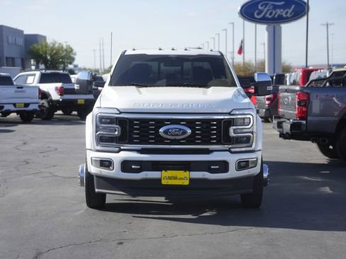 Certified 2024 Ford F450 Platinum w/ FX4 Off-Road Package AWD/4WD image 3
