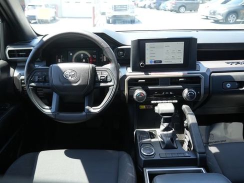 Used 2026 Toyota Tacoma SR5 RWD image 18
