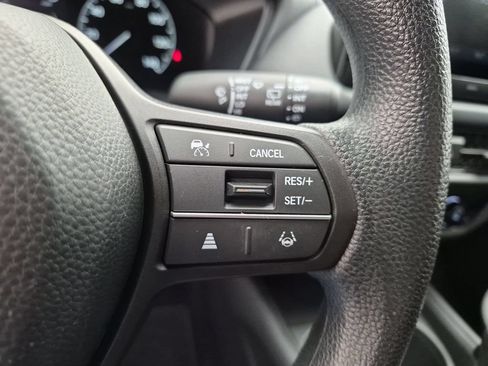 Used 2025 Honda HR-V LX image 21