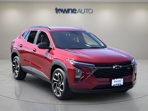 Used 2024 Chevrolet Trax RS w/ Driver Confidence Package FWD image 7