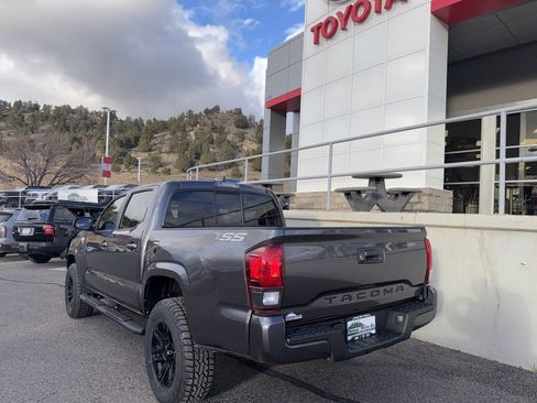 Certified 2020 Toyota Tacoma SR w/ SR Convenience Package image 6