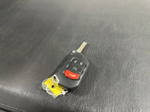 Used 2021 Jeep Gladiator Overland image 42