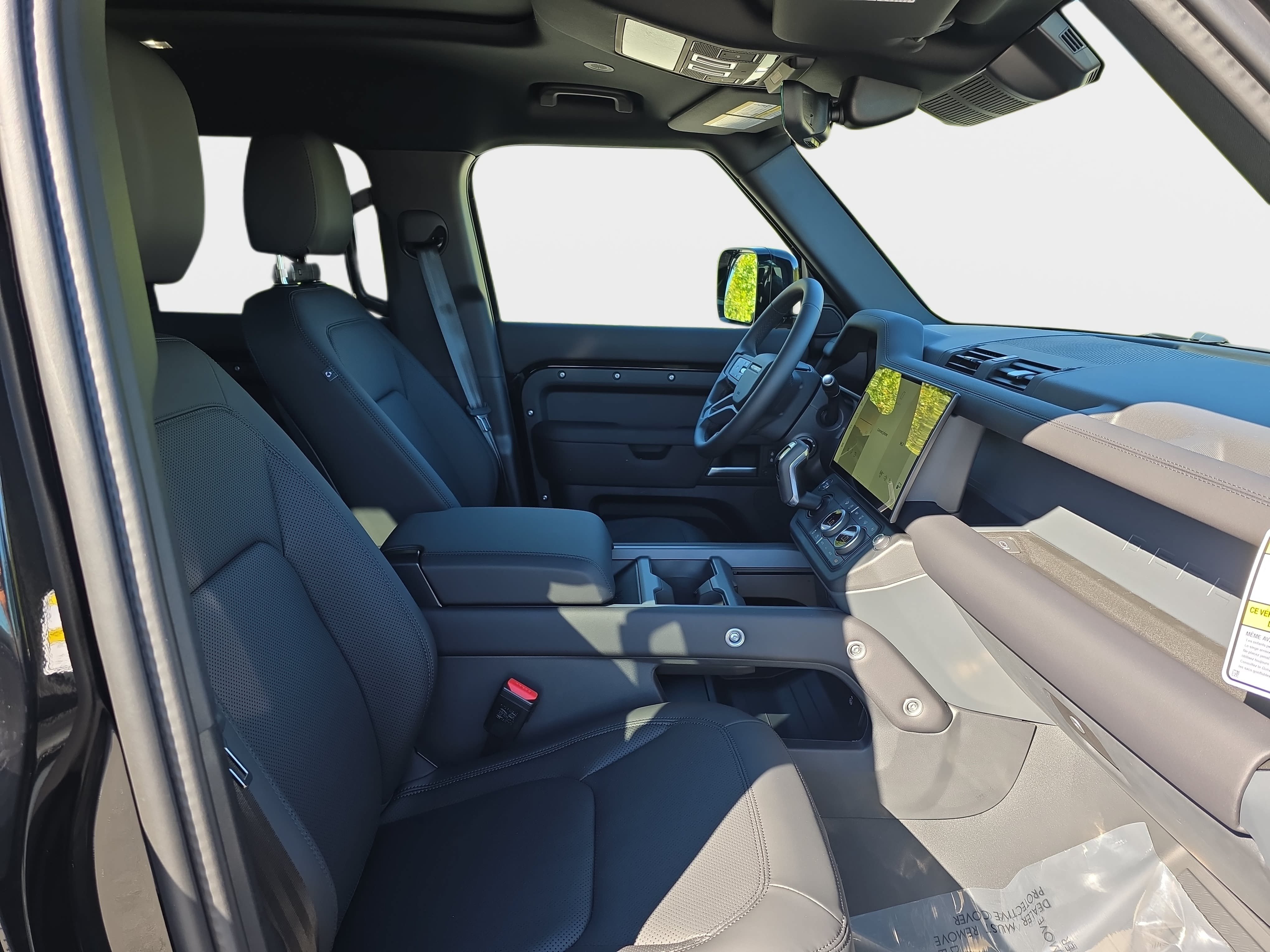 New 2026 Land Rover Defender 110 X-Dynamic SE AWD/4WD image 10
