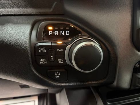 Used 2022 RAM 1500 Big Horn AWD/4WD image 17