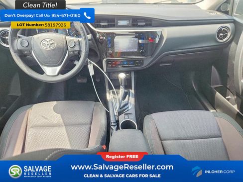 Used 2018 Toyota Corolla LE FWD image 11