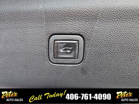 Used 2024 Buick Enclave Premium image 10