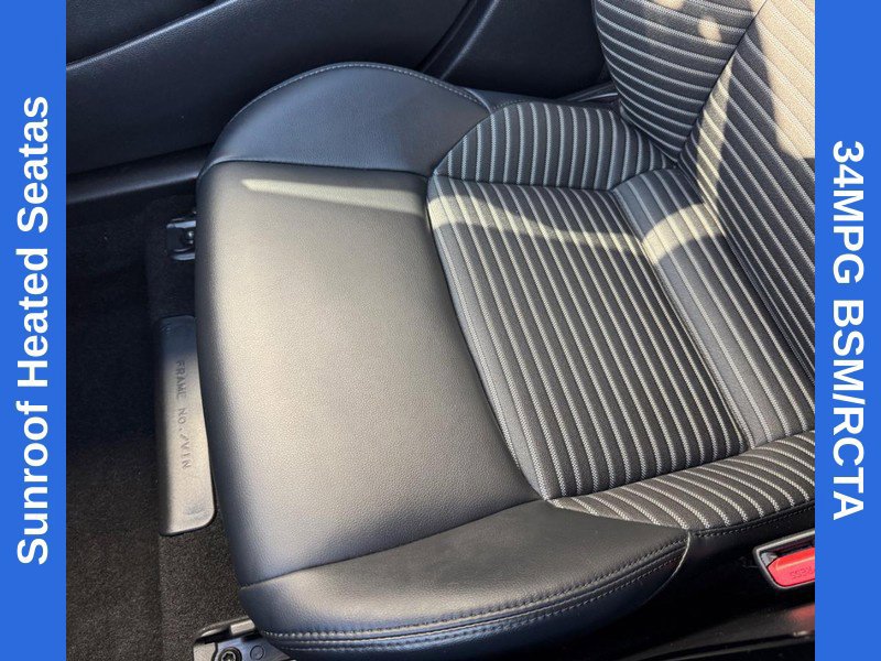 Used 2023 Toyota Corolla XSE FWD image 26