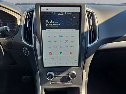 Certified 2024 Ford Edge SEL w/ Convenience Package image 17