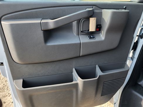 New 2025 Chevrolet Express 2500 w/ Driver Convenience Package image 27