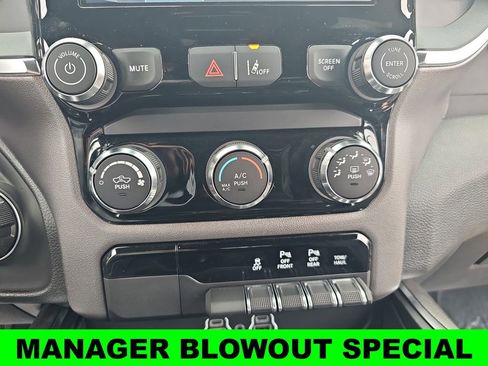 New 2026 RAM 1500 Express AWD/4WD image 29