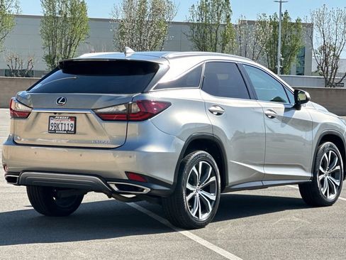 Used 2022 Lexus RX 350 FWD w/ Premium Package image 4