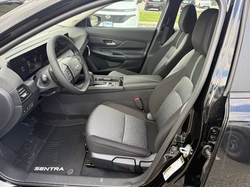 New 2026 Nissan Sentra SV w/ SV Convenience Package FWD image 17