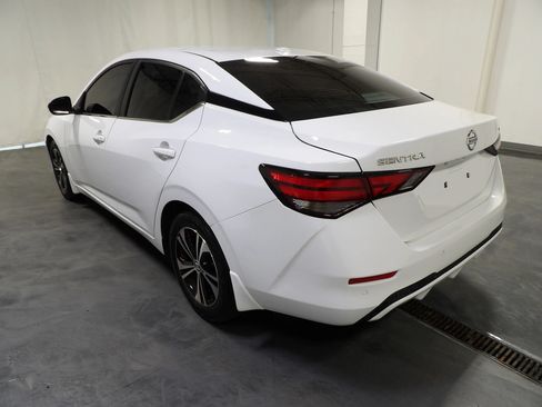 Used 2022 Nissan Sentra SV w/ Trunk Package FWD image 6