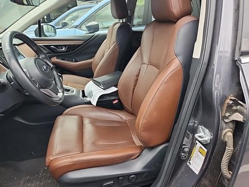 Used 2022 Subaru Outback Touring XT image 3