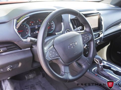 Used 2023 Chevrolet Traverse RS FWD image 29