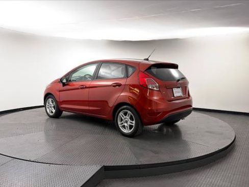 Used 2018 Ford Fiesta SE FWD image 6