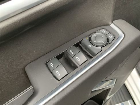 Used 2022 Chevrolet Silverado 1500 LT image 22