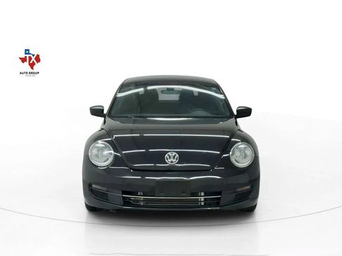 Used 2017 Volkswagen Beetle 1.8T S image 6