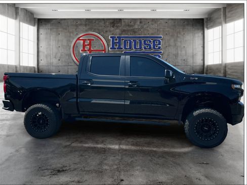 Used 2020 Chevrolet Silverado 1500 LT Trail Boss AWD/4WD image 4