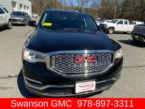Certified 2019 GMC Acadia Denali w/ Technology Package AWD/4WD image 3