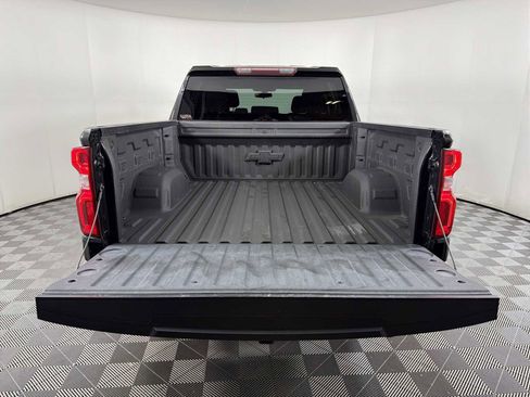 Used 2021 Chevrolet Silverado 1500 RST image 16