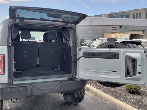 Used 2022 Ford Bronco Wildtrak image 8