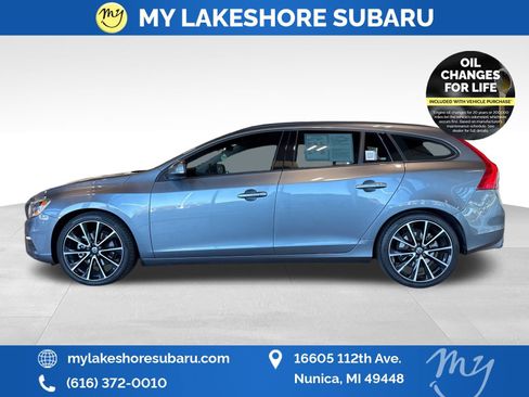Used 2018 Volvo V60 T5 Dynamic w/ Vision Package image 4