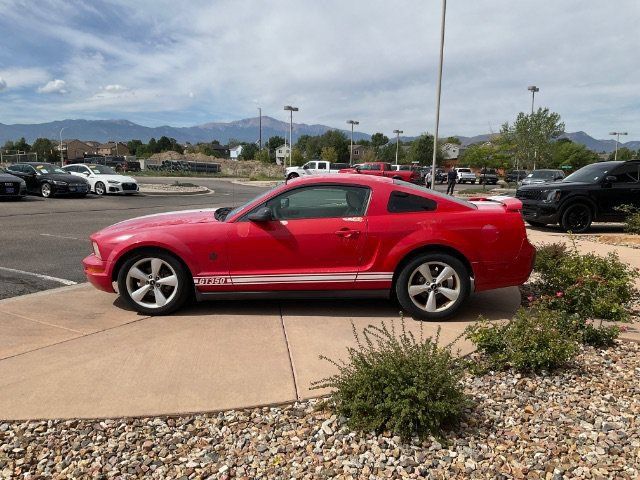 Used 2005 Ford Mustang Coupe RWD image 7