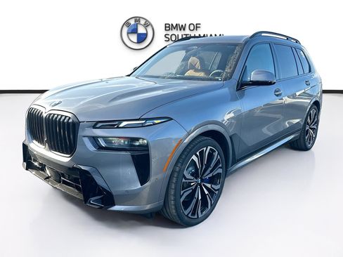 New 2027 BMW X7 xDrive40i w/ Executive Package AWD/4WD image 2