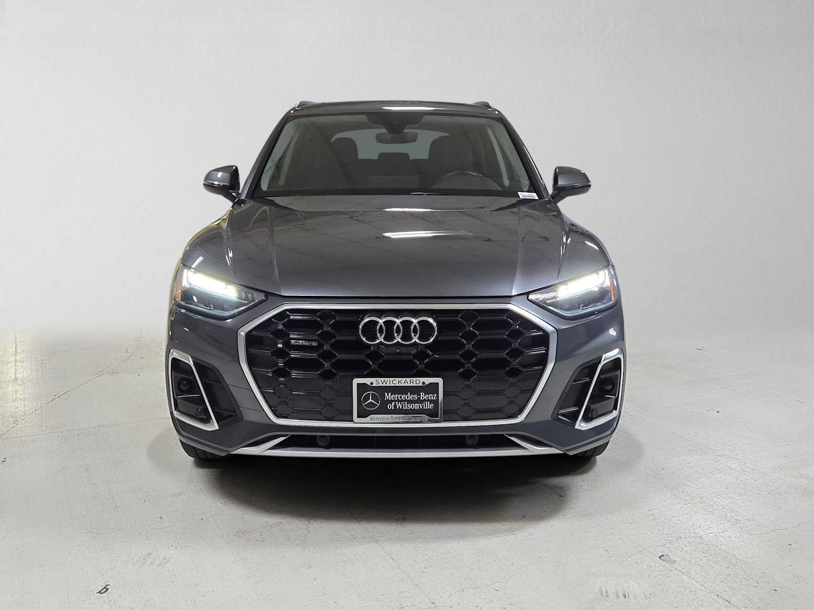 Used 2023 Audi Q5 2.0T Premium Plus w/ Premium Plus Package AWD/4WD image 8