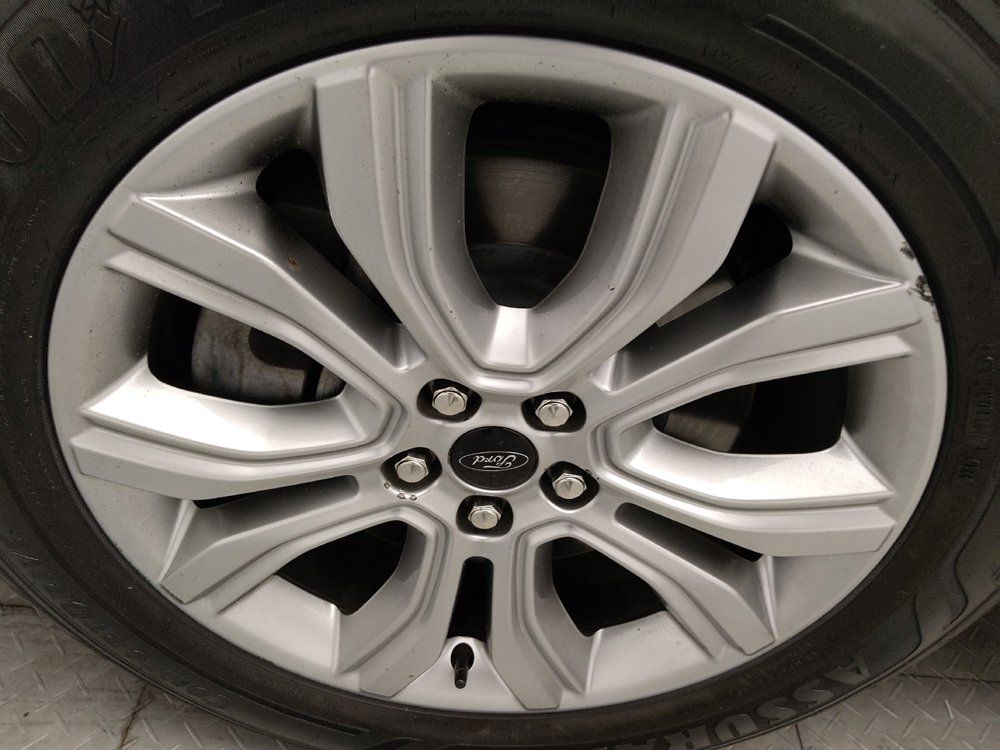 Used 2023 Ford Edge Titanium w/ Cargo Accessory Package AWD/4WD image 31
