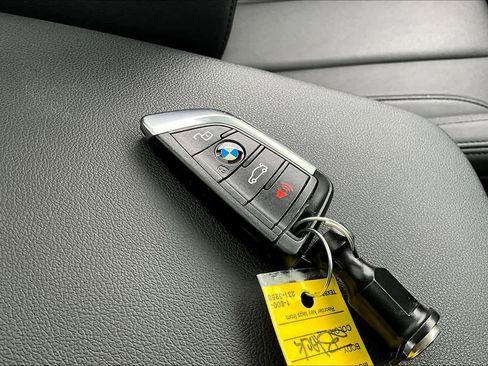 Used 2021 BMW X3 sDrive30i w/ Convenience Package (ZC2) image 14