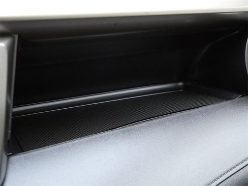 Used 2015 Toyota RAV4 LE image 26