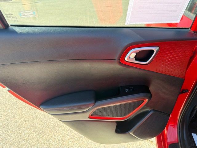 Used 2021 Kia Soul Turbo FWD image 14
