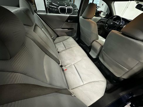 Used 2015 Honda Accord LX image 14