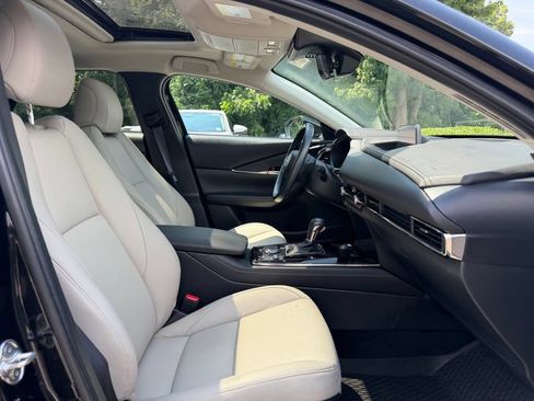Used 2024 MAZDA CX-30 AWD 2.5 S w/ Preferred Package image 16