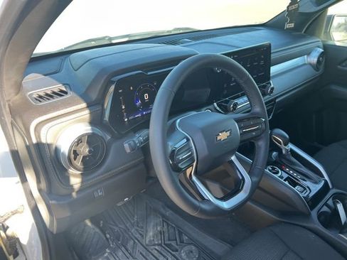 Used 2023 Chevrolet Colorado LT image 13