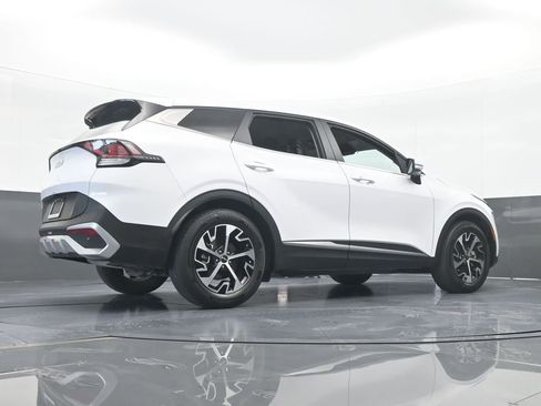 Used 2024 Kia Sportage EX image 62