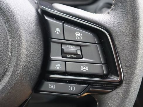 Certified 2025 Subaru Forester Premium AWD/4WD image 8