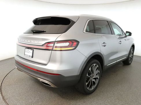 Used 2021 Lincoln Nautilus Reserve image 4