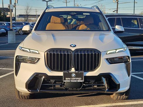 Certified 2023 BMW X7 xDrive40i w/ M Sport Package image 2