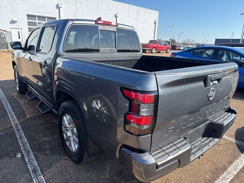 Used 2022 Nissan Frontier SV image 7