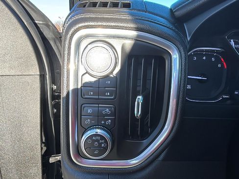 Certified 2020 GMC Sierra 2500 SLT w/ SLT Convenience Package image 13