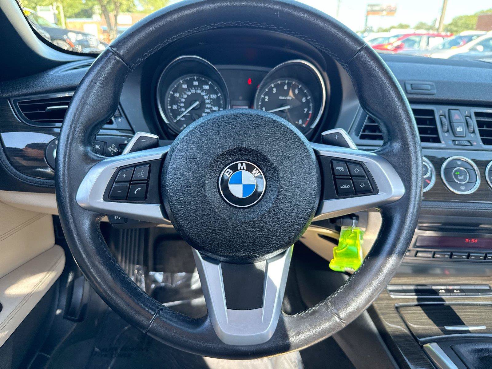 Used 2016 BMW Z4 sDrive28i RWD image 6