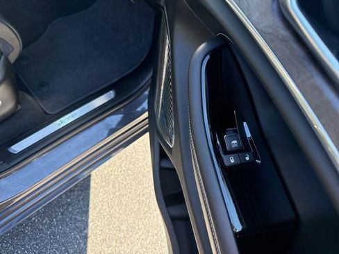 Used 2022 Jeep Grand Cherokee L Overland w/ Luxury Tech Group IV image 43