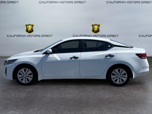Used 2024 Nissan Sentra S FWD image 2