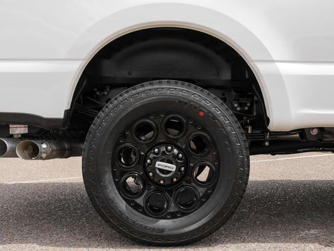 New 2026 Ford F350 Lariat w/ Black Appearance Package AWD/4WD image 11
