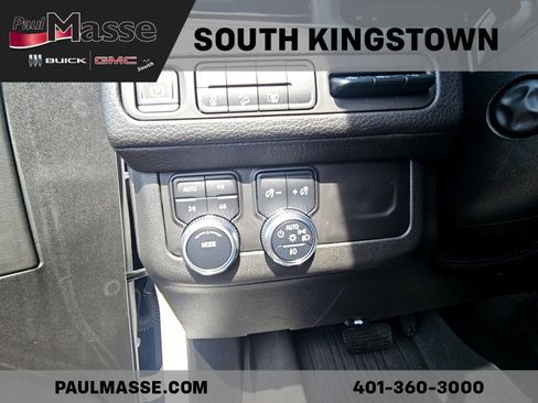 Used 2023 GMC Yukon Denali w/ LPO, Floor Liner Package AWD/4WD image 11