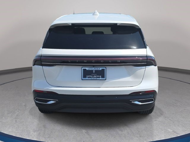 Used 2026 Lincoln Nautilus Premier w/ Equipment Group 102A AWD/4WD image 6