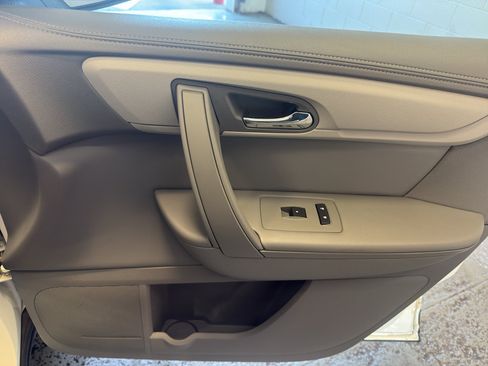Used 2014 Chevrolet Traverse LS AWD/4WD image 21
